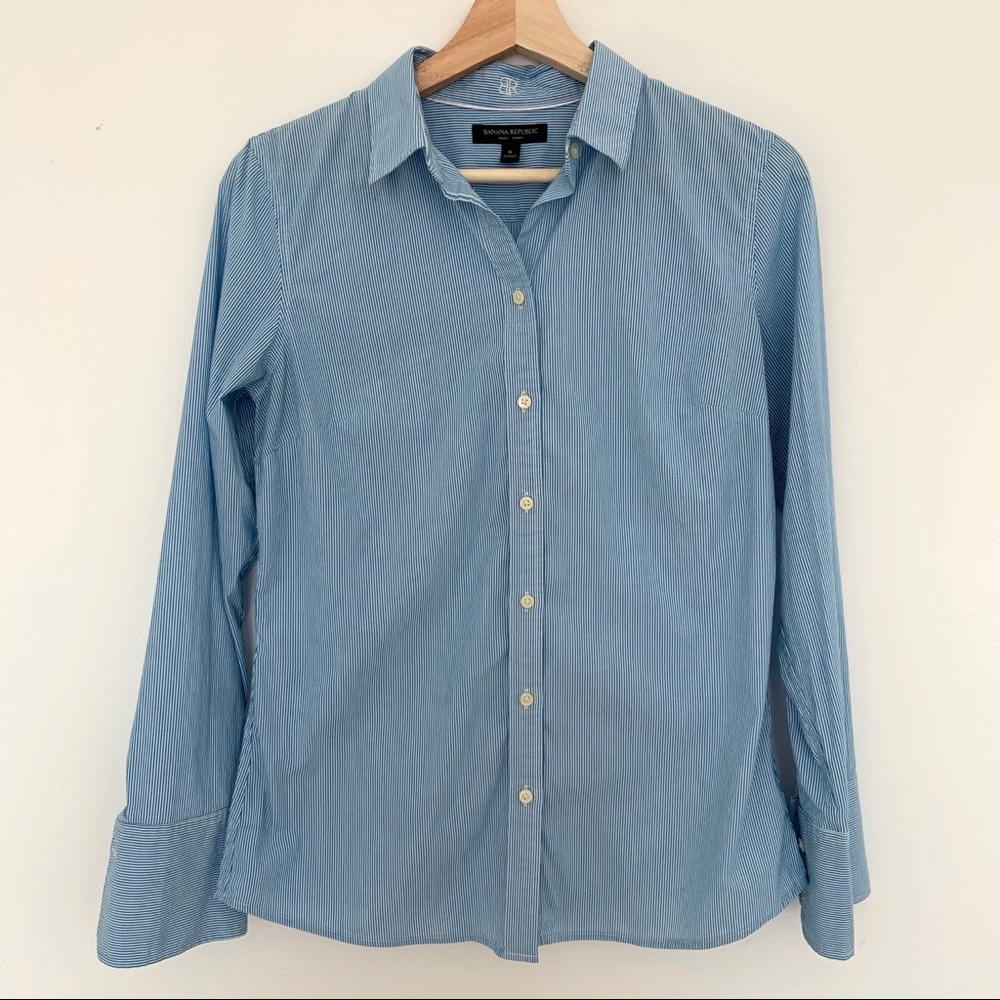 Banana Republic long sleeve  shirt women size 6